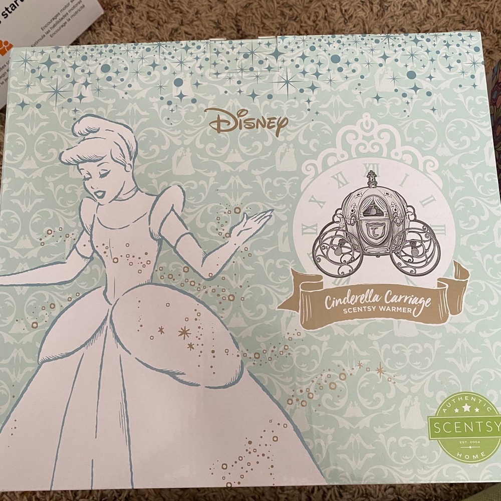 Cinderella Carriage Scentsy Warmer
